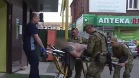 Imagini dintr-un spital din Donețk. „Este îngrozitor când un lunetist rus pur și simplu ucide o mamă”